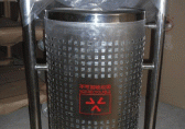 深圳不銹鋼垃圾桶的種類及清潔方法