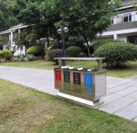 2500多套四色分類垃圾桶市區上崗！