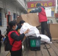 千個分類垃圾桶分發入戶，加強村民環保意識